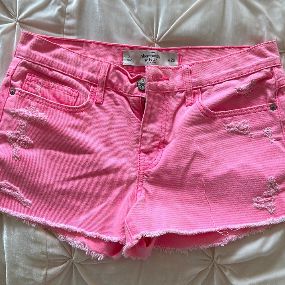 Abercrombie Size 2 W 26. Hot pink neon shorts